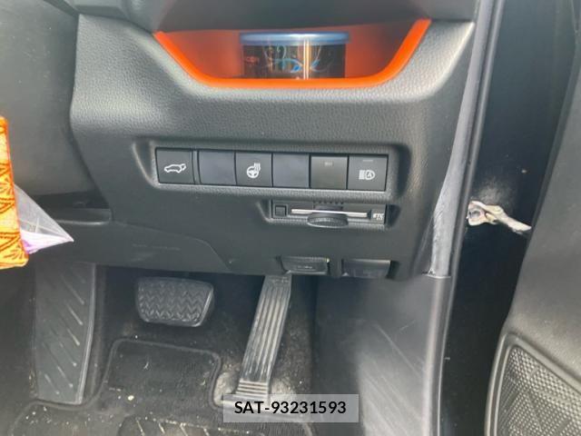Toyota RAV4 2021-01 8526957-8