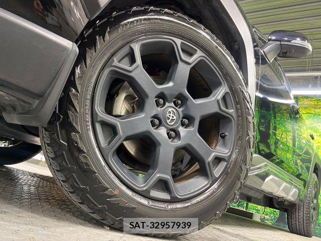 Toyota RAV4 2021-11 8526953-12