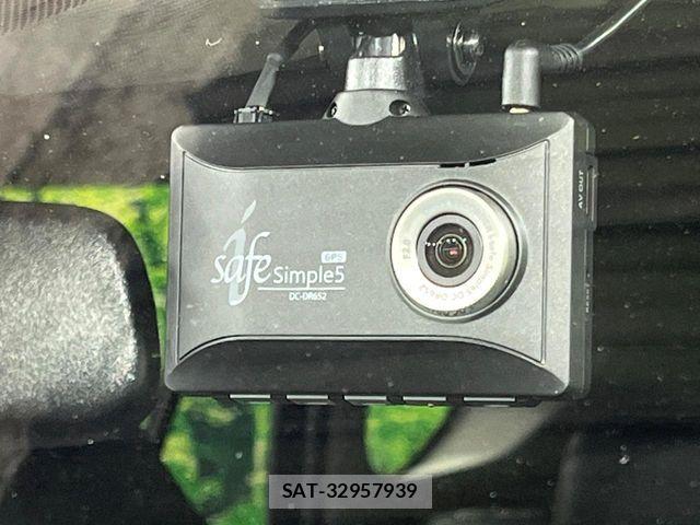 Toyota RAV4 2021-11 8526953-5