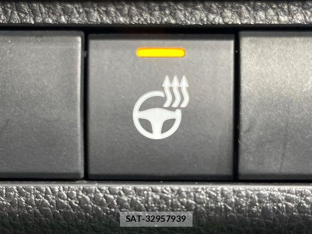 Toyota RAV4 2021-11 8526953-6