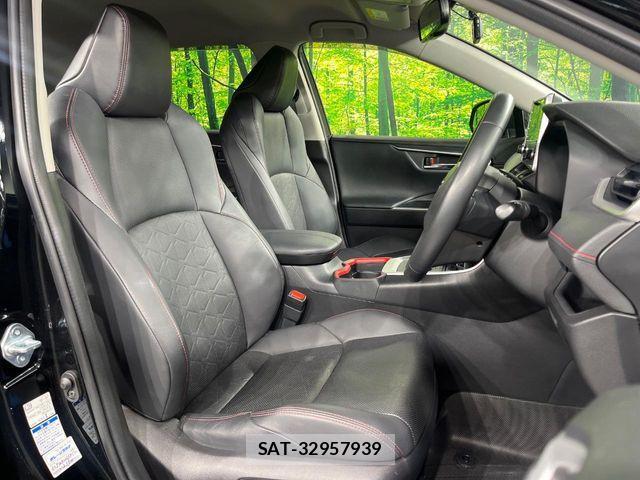 Toyota RAV4 2021-11 8526953-7