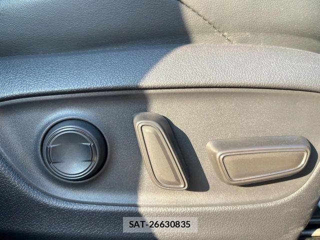 Toyota RAV4 2020-08 8526956-7