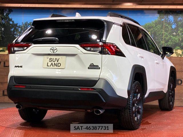 Toyota RAV4 2025-05 8563362-16