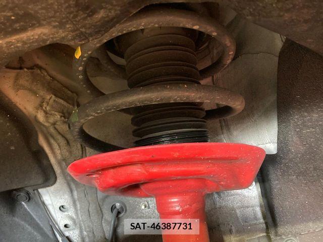 Toyota RAV4 2025-05 8563362-19
