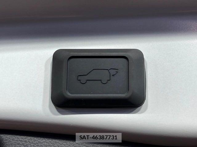Toyota RAV4 2025-05 8563362-6