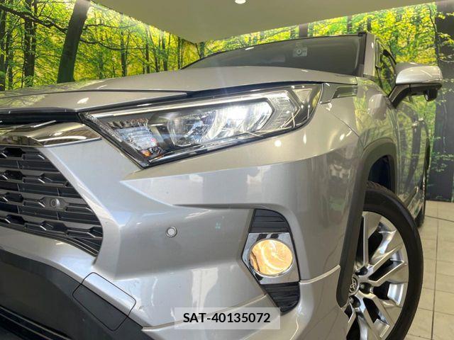 Toyota RAV4 2019-10 8563373-11