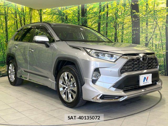 Toyota RAV4 2019-10 8563373-15