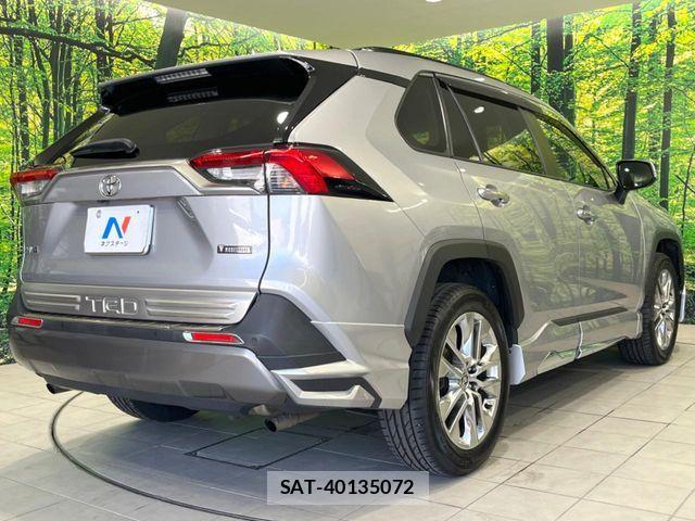 Toyota RAV4 2019-10 8563373-16