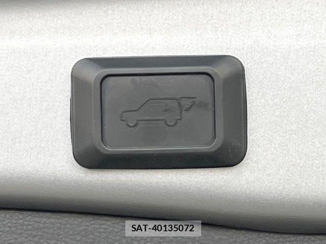 Toyota RAV4 2019-10 8563373-6