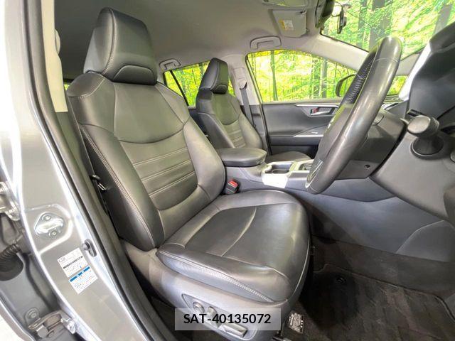 Toyota RAV4 2019-10 8563373-7