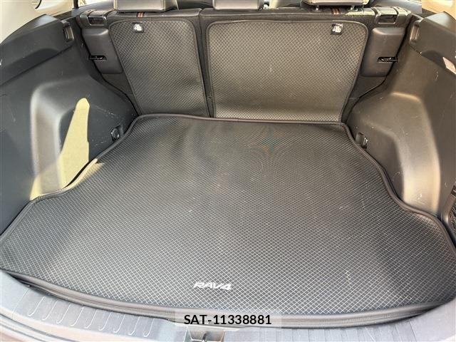 Toyota RAV4 2019-12 8563367-17