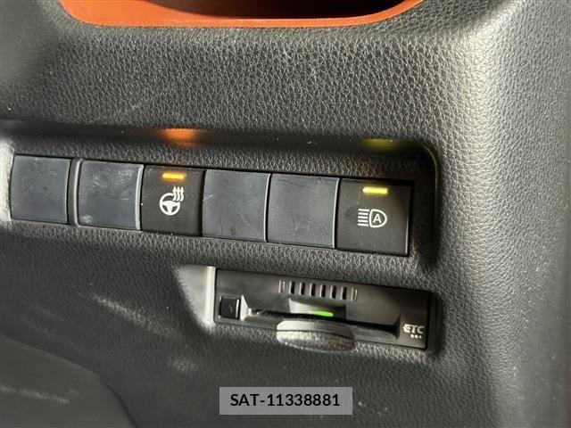 Toyota RAV4 2019-12 8563367-7