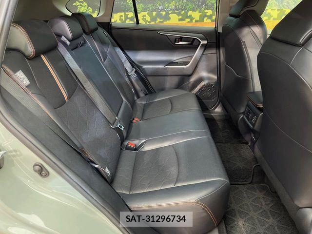 Toyota RAV4 2019-11 8563370-11