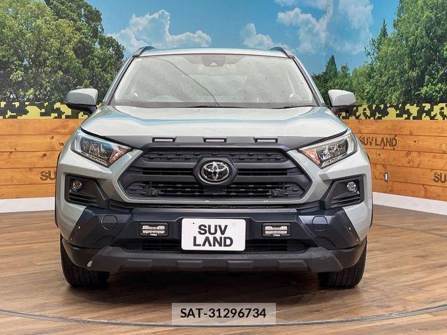 Toyota RAV4 2019-11 8563370-15