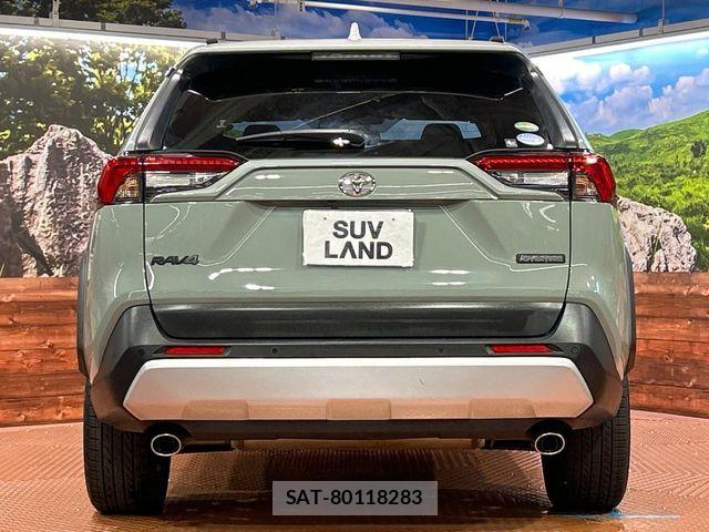 Toyota RAV4 2020-08 8563371-14