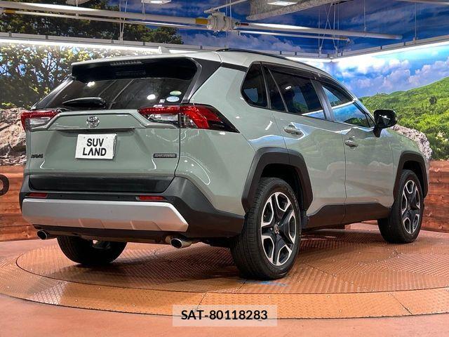 Toyota RAV4 2020-08 8563371-16