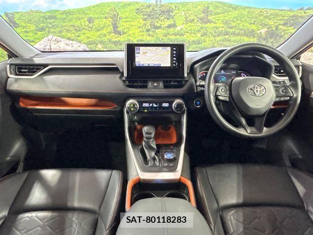 Toyota RAV4 2020-08 8563371-1