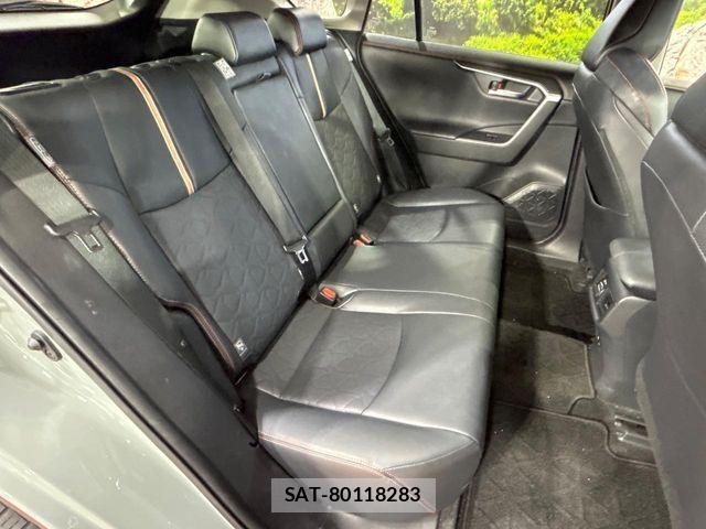 Toyota RAV4 2020-08 8563371-8