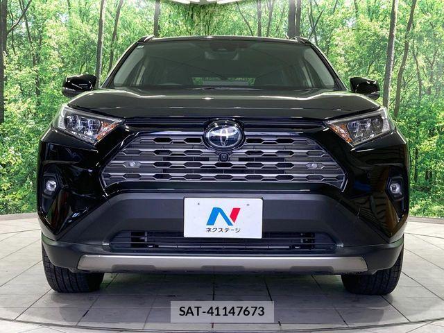 Toyota RAV4 2023-03 8563361-13