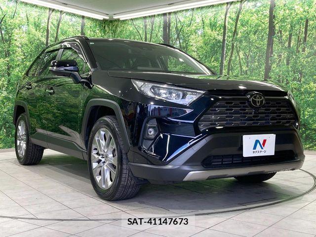 Toyota RAV4 2023-03 8563361-15