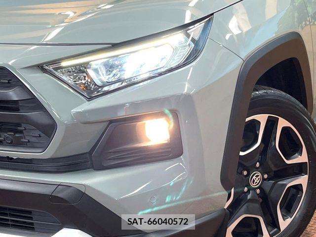 Toyota RAV4 2020-07 8563368-11