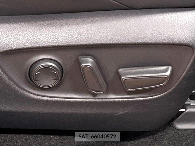 Toyota RAV4 2020-07 8563368-5