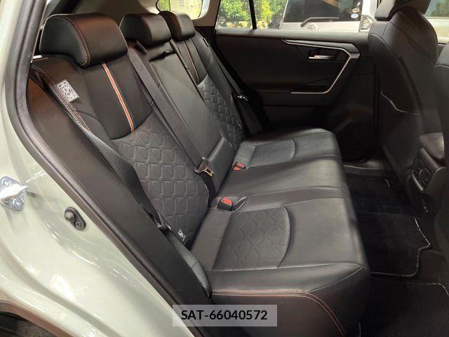 Toyota RAV4 2020-07 8563368-8