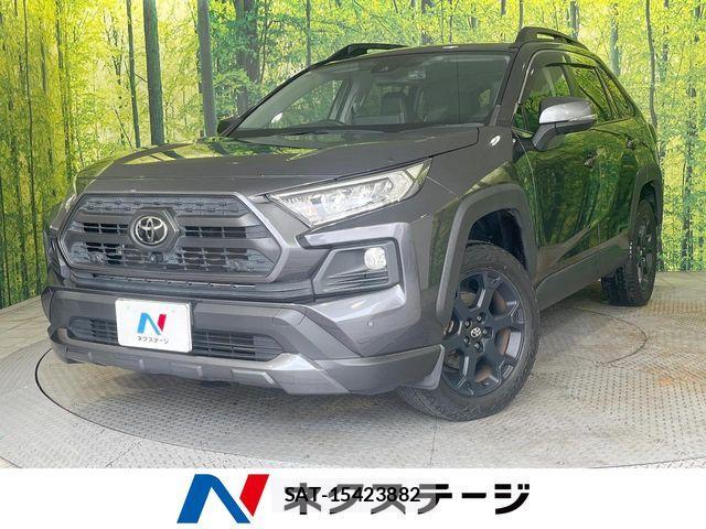 Toyota RAV4 2021-11 8563365-0