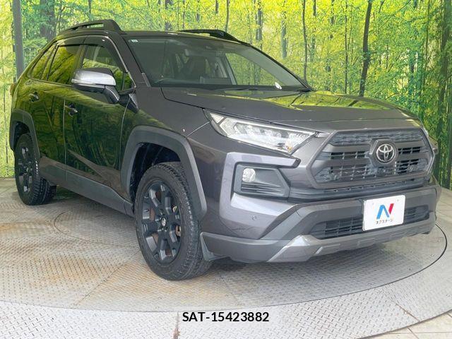 Toyota RAV4 2021-11 8563365-15