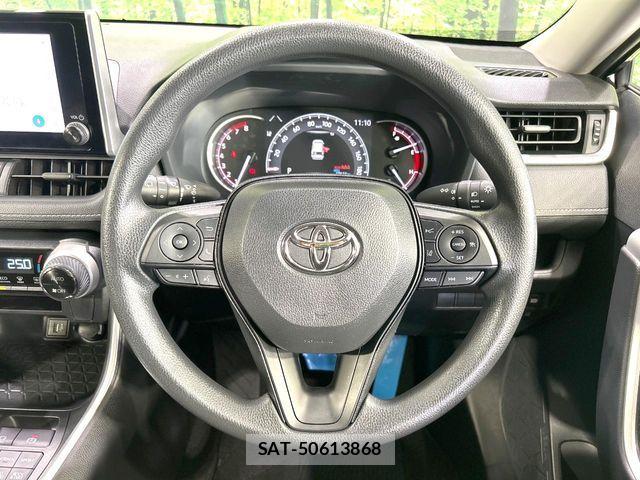 Toyota RAV4 2023-12 8563369-10