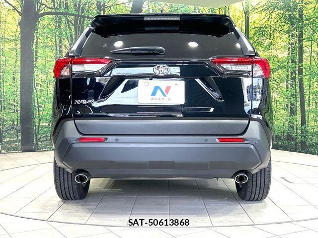 Toyota RAV4 2023-12 8563369-14