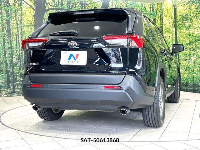 Toyota RAV4 2023-12 8563369-16