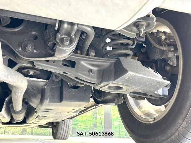 Toyota RAV4 2023-12 8563369-19