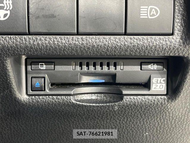 Toyota RAV4 2022-01 8563366-5