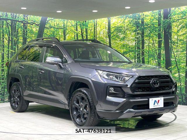 Toyota RAV4 2021-11 8628622-15