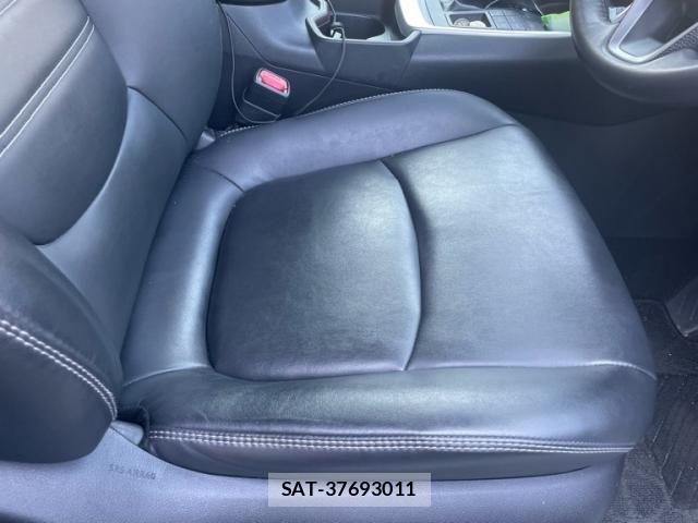 Toyota RAV4 2019-06 8628629-11