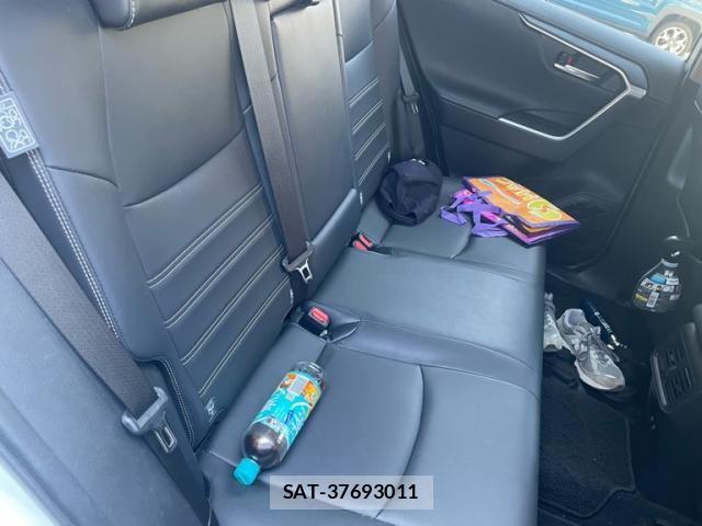 Toyota RAV4 2019-06 8628629-14
