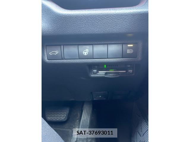 Toyota RAV4 2019-06 8628629-20