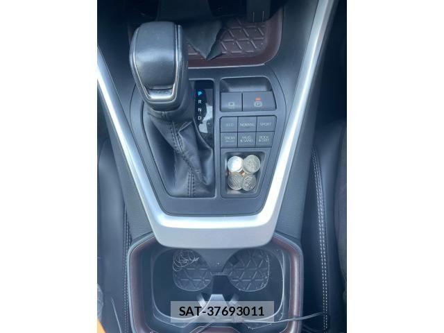 Toyota RAV4 2019-06 8628629-22
