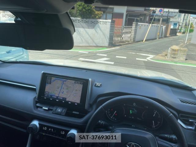 Toyota RAV4 2019-06 8628629-23