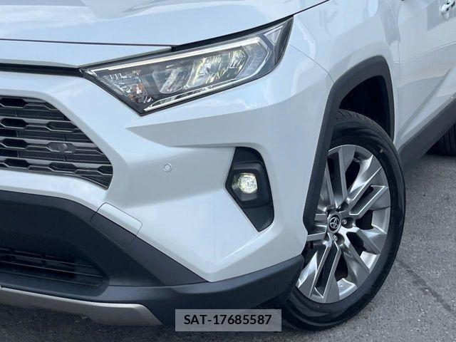 Toyota RAV4 2023-10 8628616-15