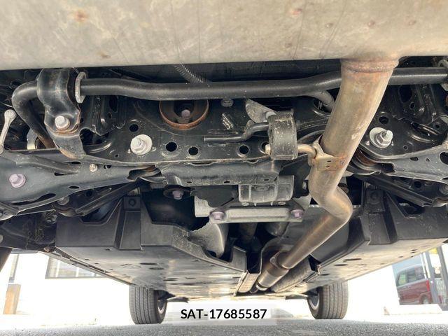 Toyota RAV4 2023-10 8628616-18