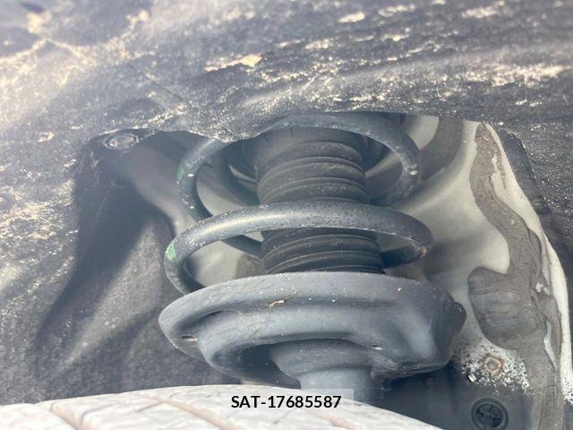 Toyota RAV4 2023-10 8628616-19