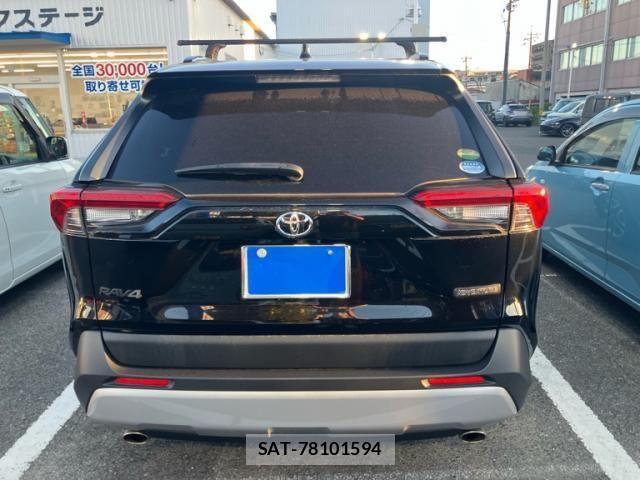 Toyota RAV4 2019-09 8628631-2
