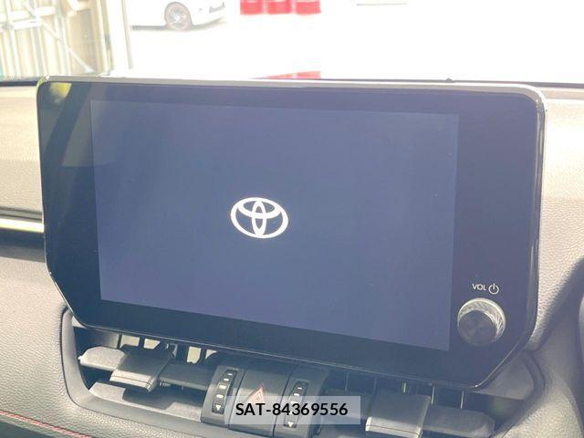 Toyota RAV4 2023-06 8628617-2