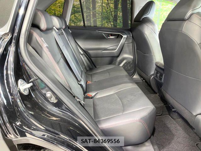 Toyota RAV4 2023-06 8628617-8