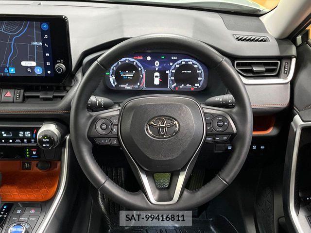Toyota RAV4 2025-02 8628612-11