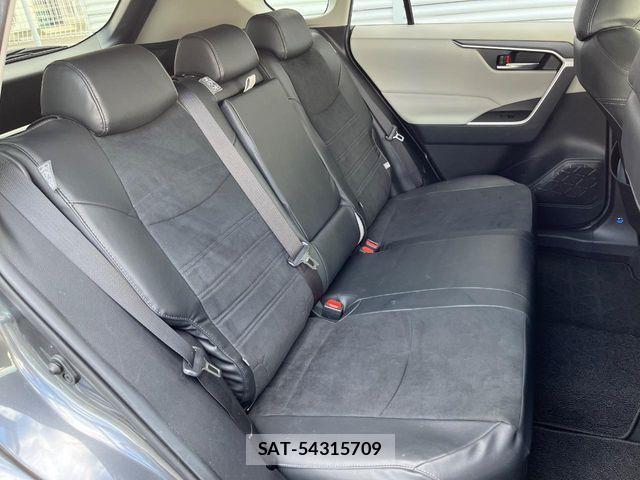 Toyota RAV4 2019-09 8628627-10