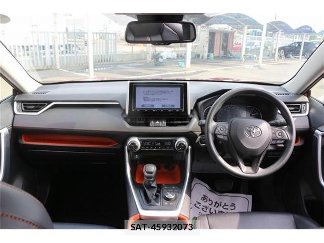 Toyota RAV4 2019-04 8628625-1