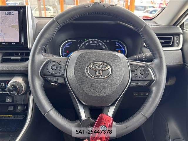 Toyota RAV4 2019-07 8628628-6